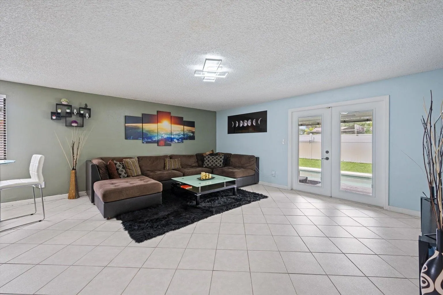 1403 Donwoods Lane