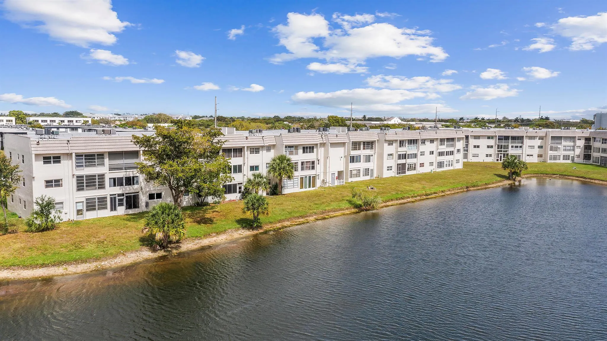 8130 Sunrise Lakes Boulevard, #211