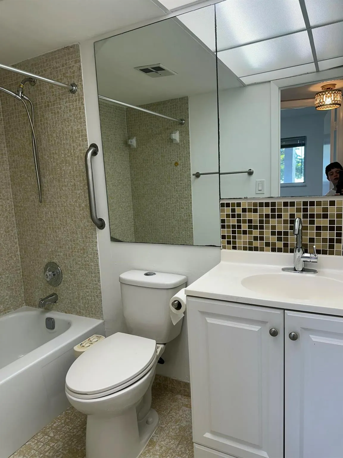 8130 Sunrise Lakes Boulevard, #211