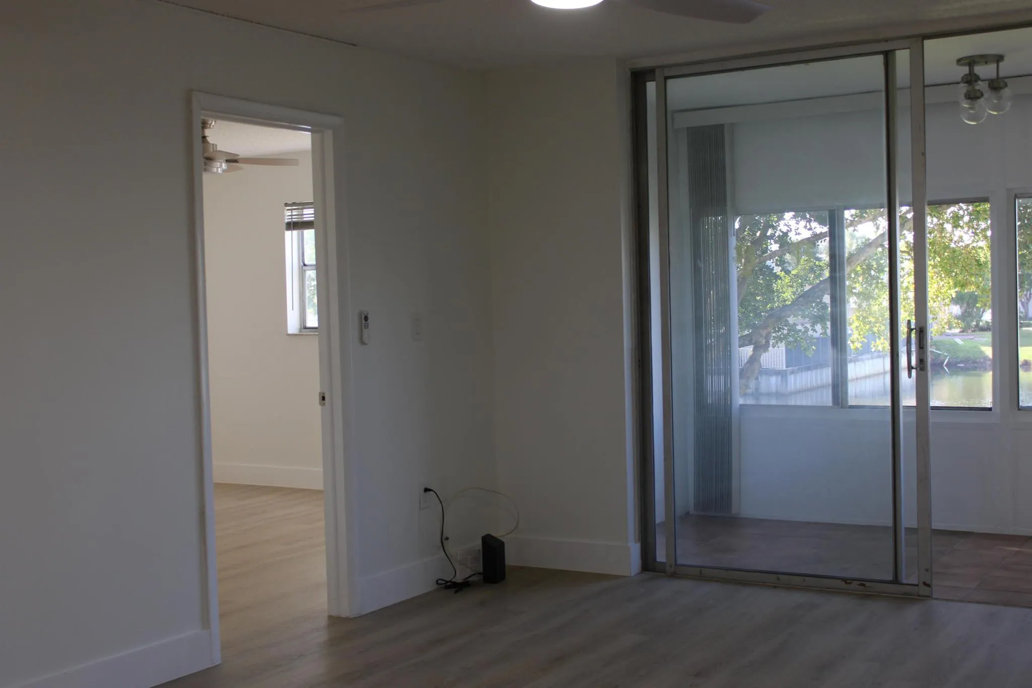 8130 Sunrise Lakes Boulevard, #211