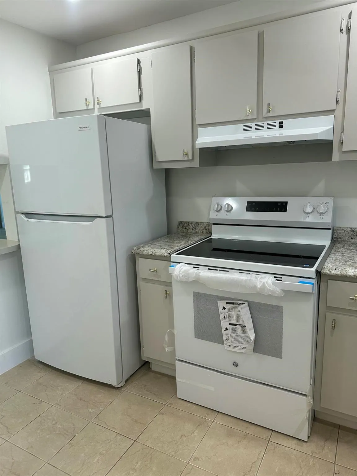8130 Sunrise Lakes Boulevard, #211