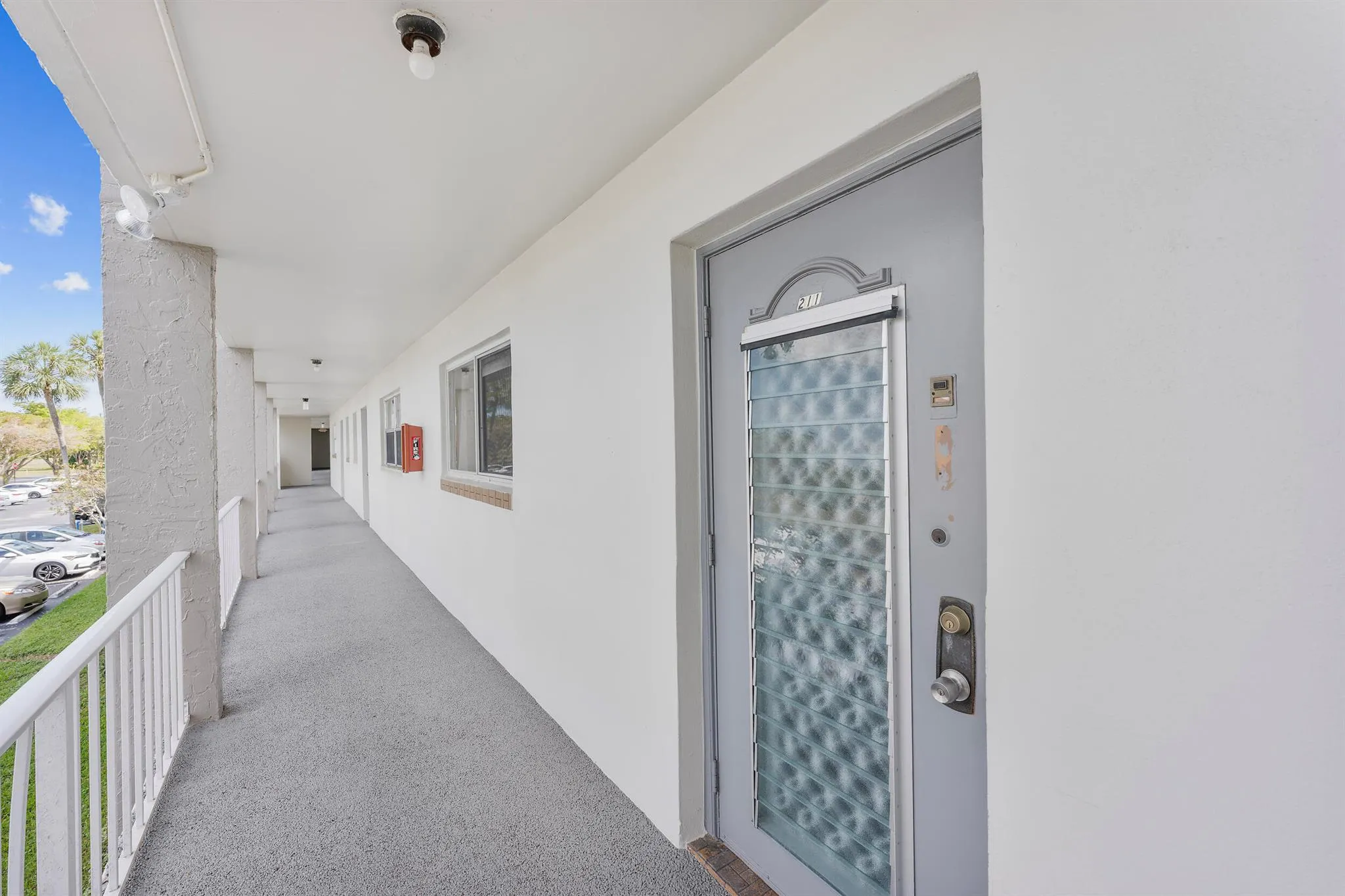 8130 Sunrise Lakes Boulevard, #211