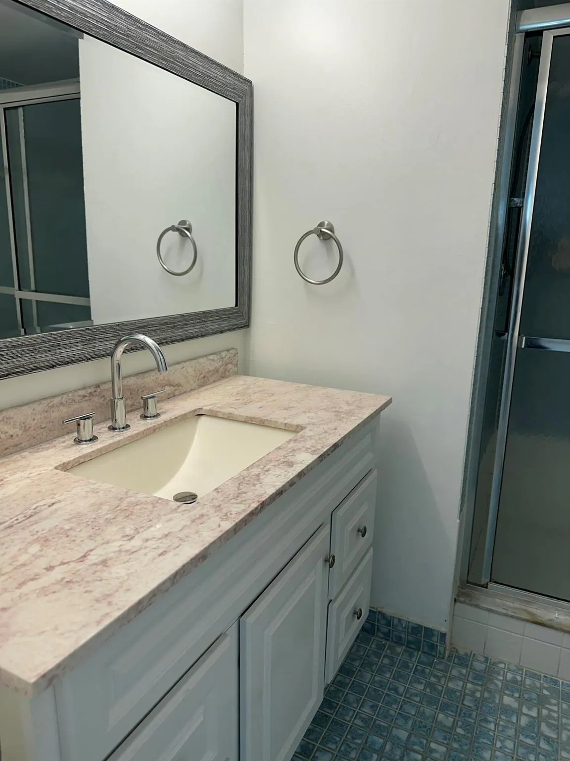8130 Sunrise Lakes Boulevard, #211