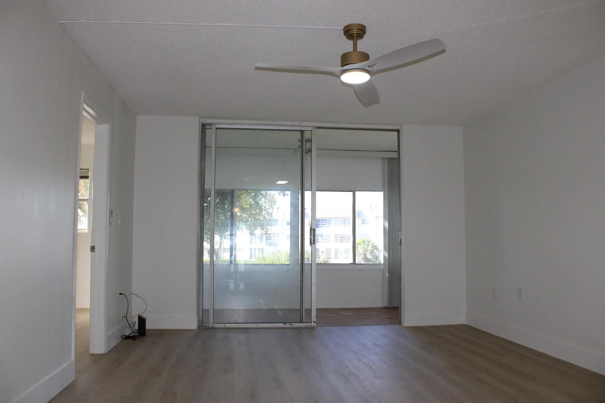 8130 Sunrise Lakes Boulevard, #211