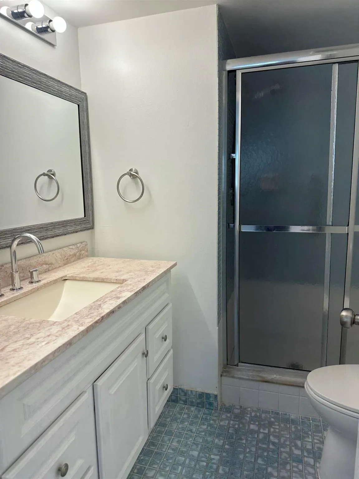8130 Sunrise Lakes Boulevard, #211