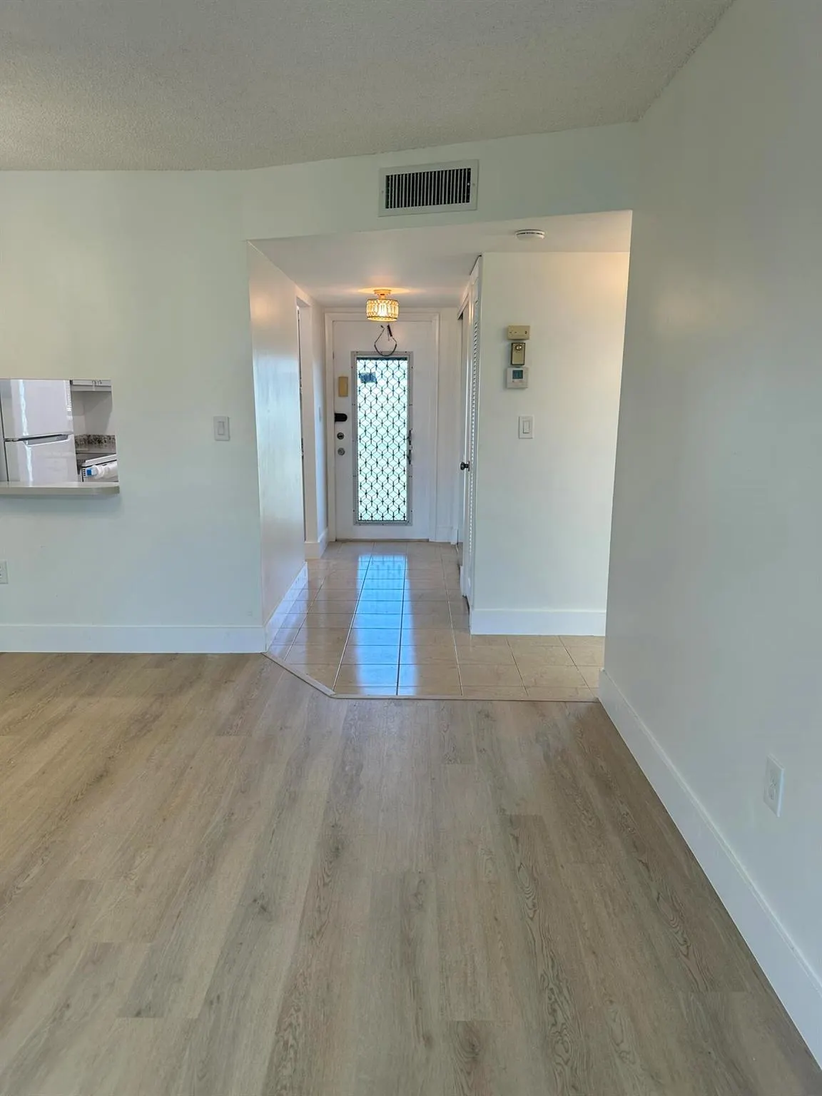 8130 Sunrise Lakes Boulevard, #211