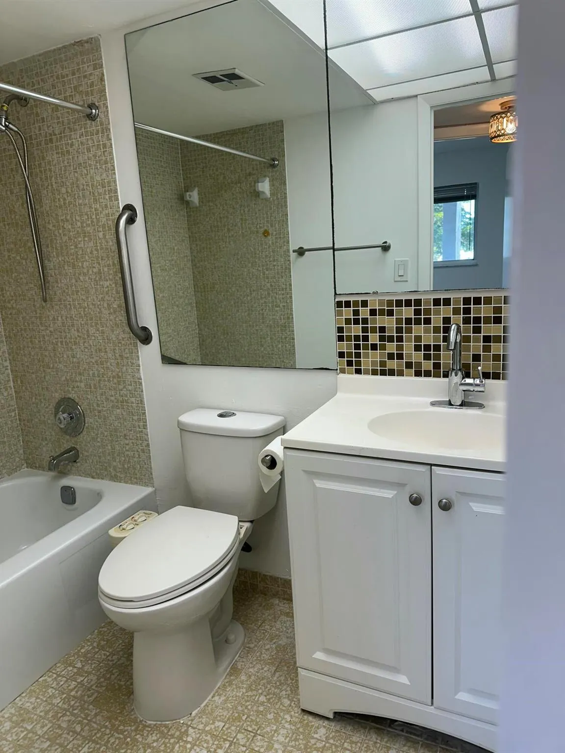 8130 Sunrise Lakes Boulevard, #211