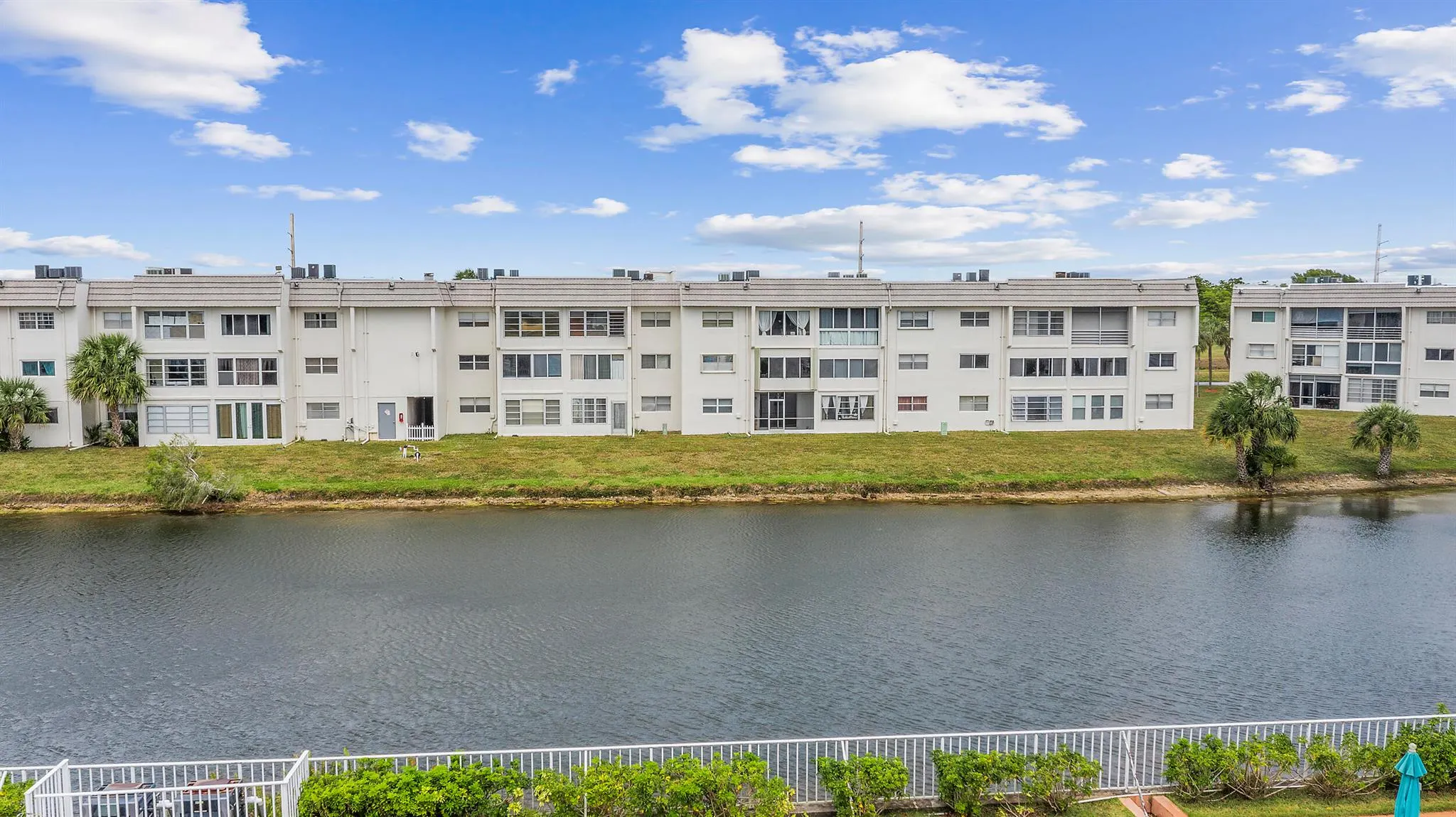 8130 Sunrise Lakes Boulevard, #211