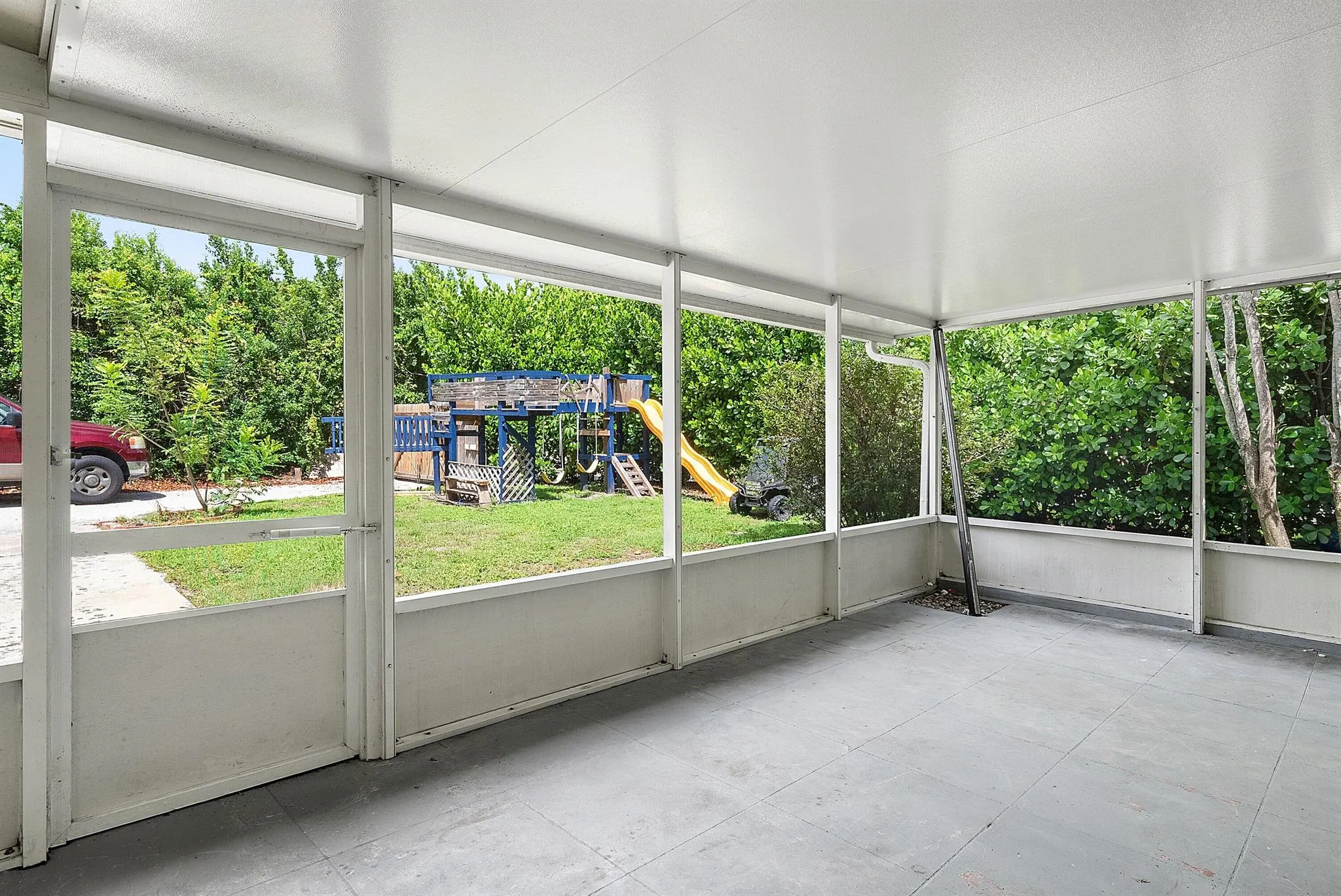 857 NW 8th Avenue