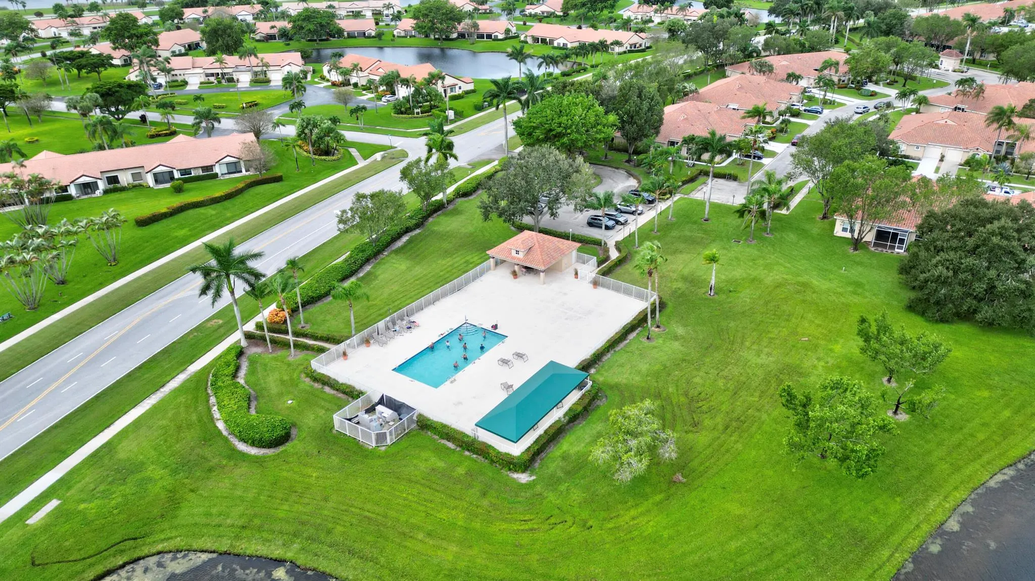 5915 Parkwalk Drive