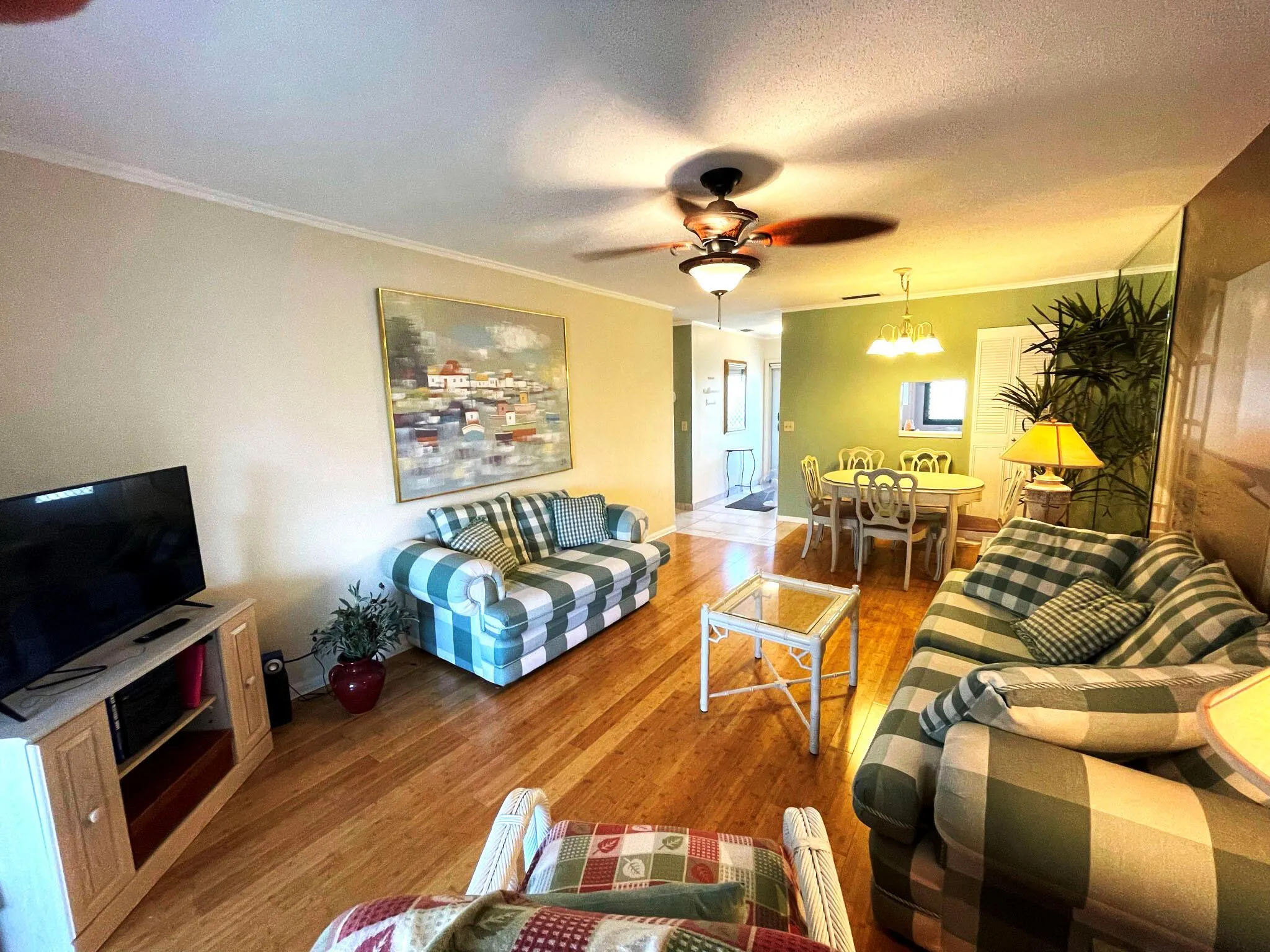 2111 NE 1st Court, #204