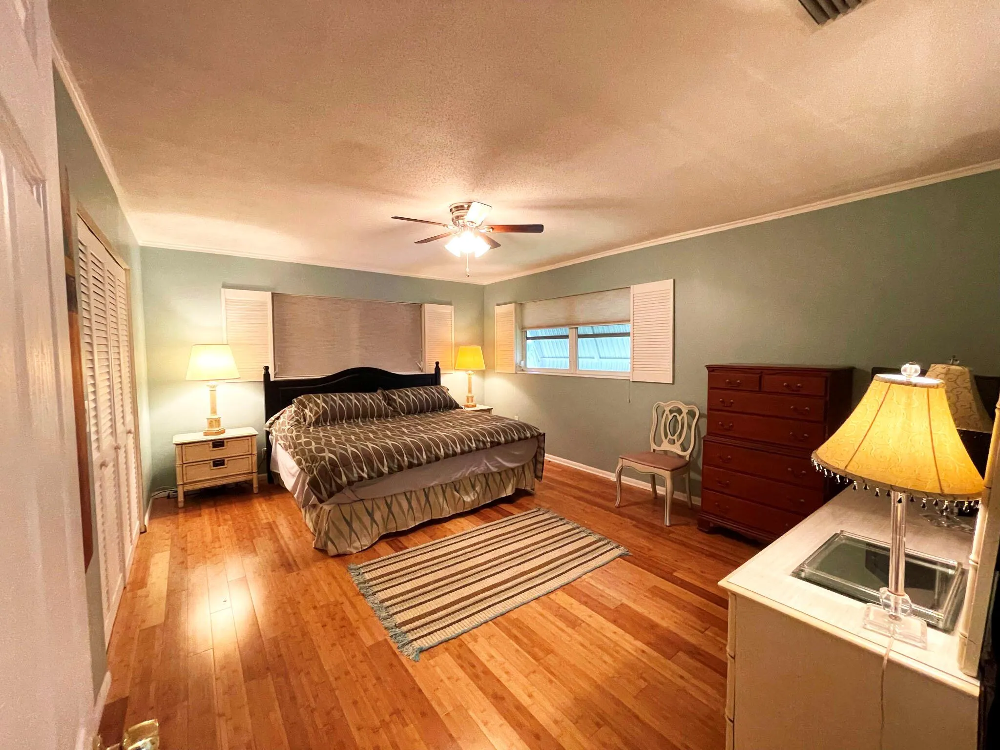 2111 NE 1st Court, #204