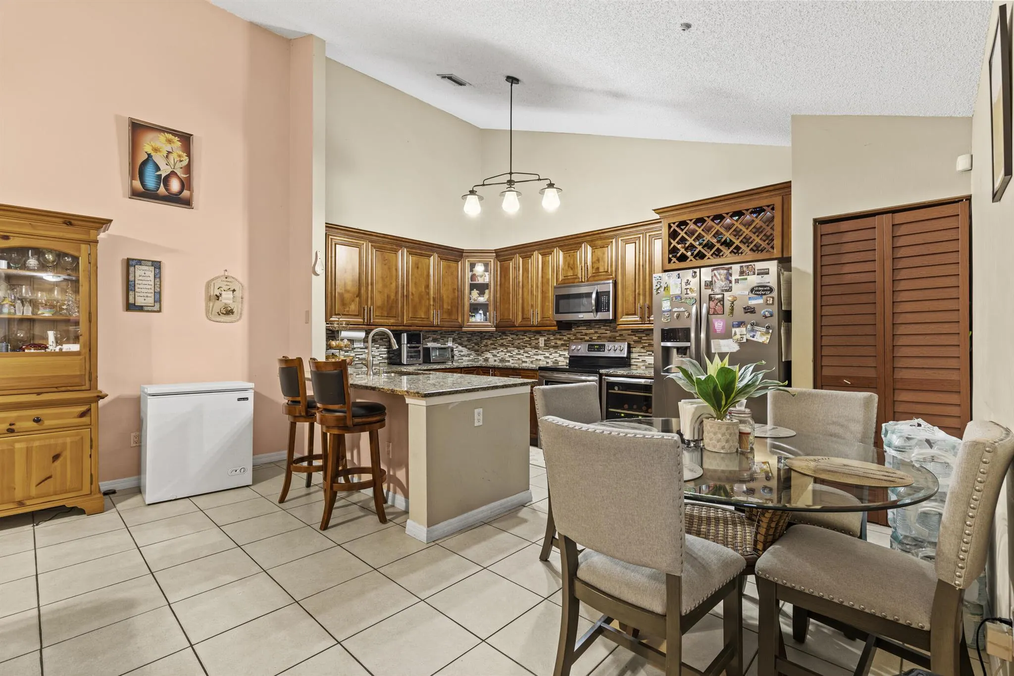 1175 Shibumy Circle, #A