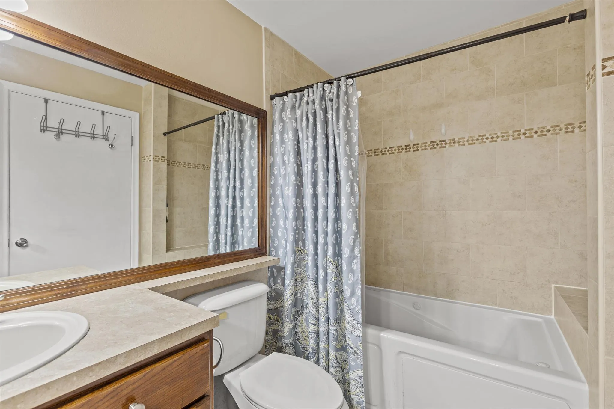 1175 Shibumy Circle, #A