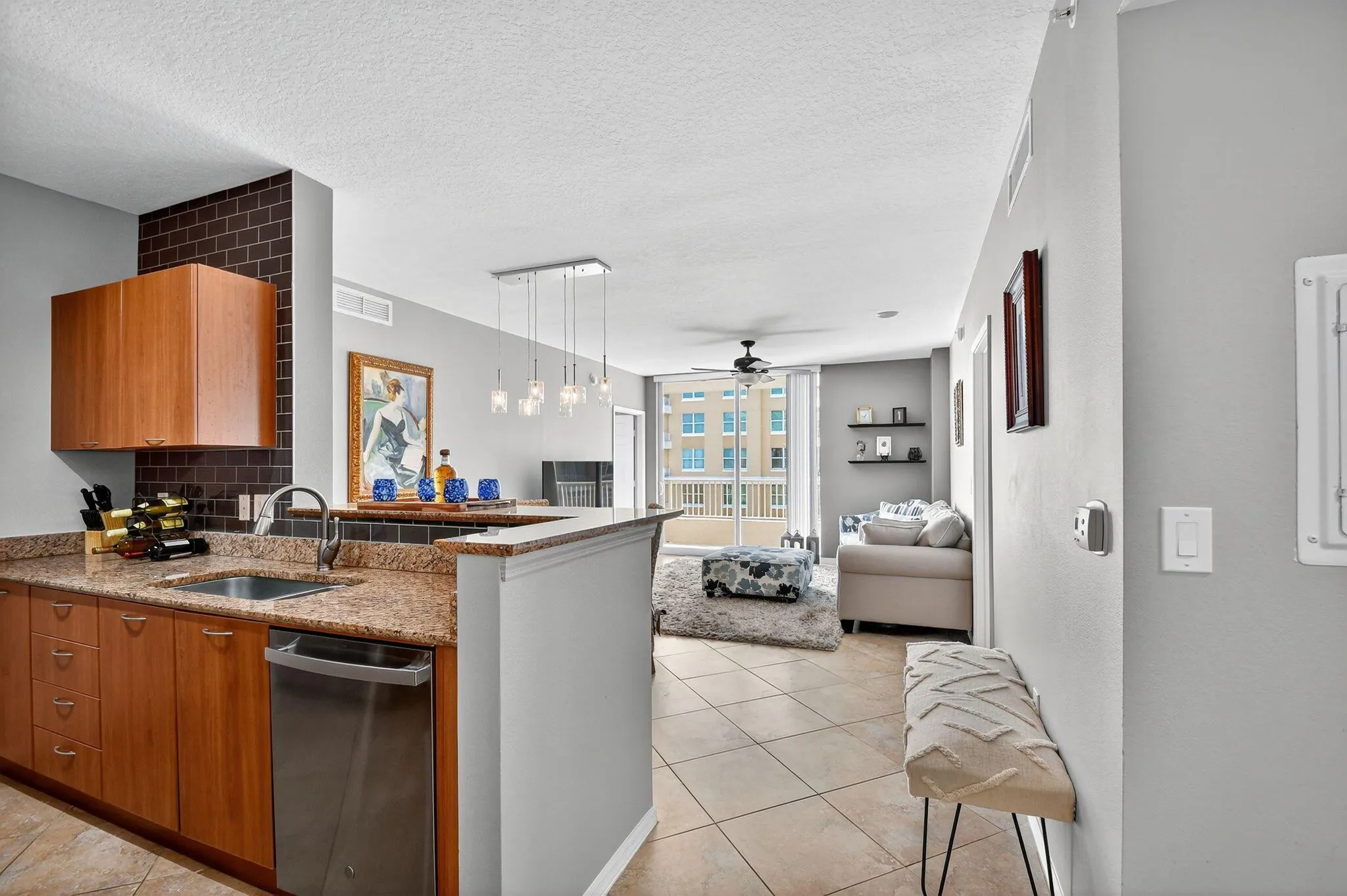 700 E Boynton Beach Boulevard, #803