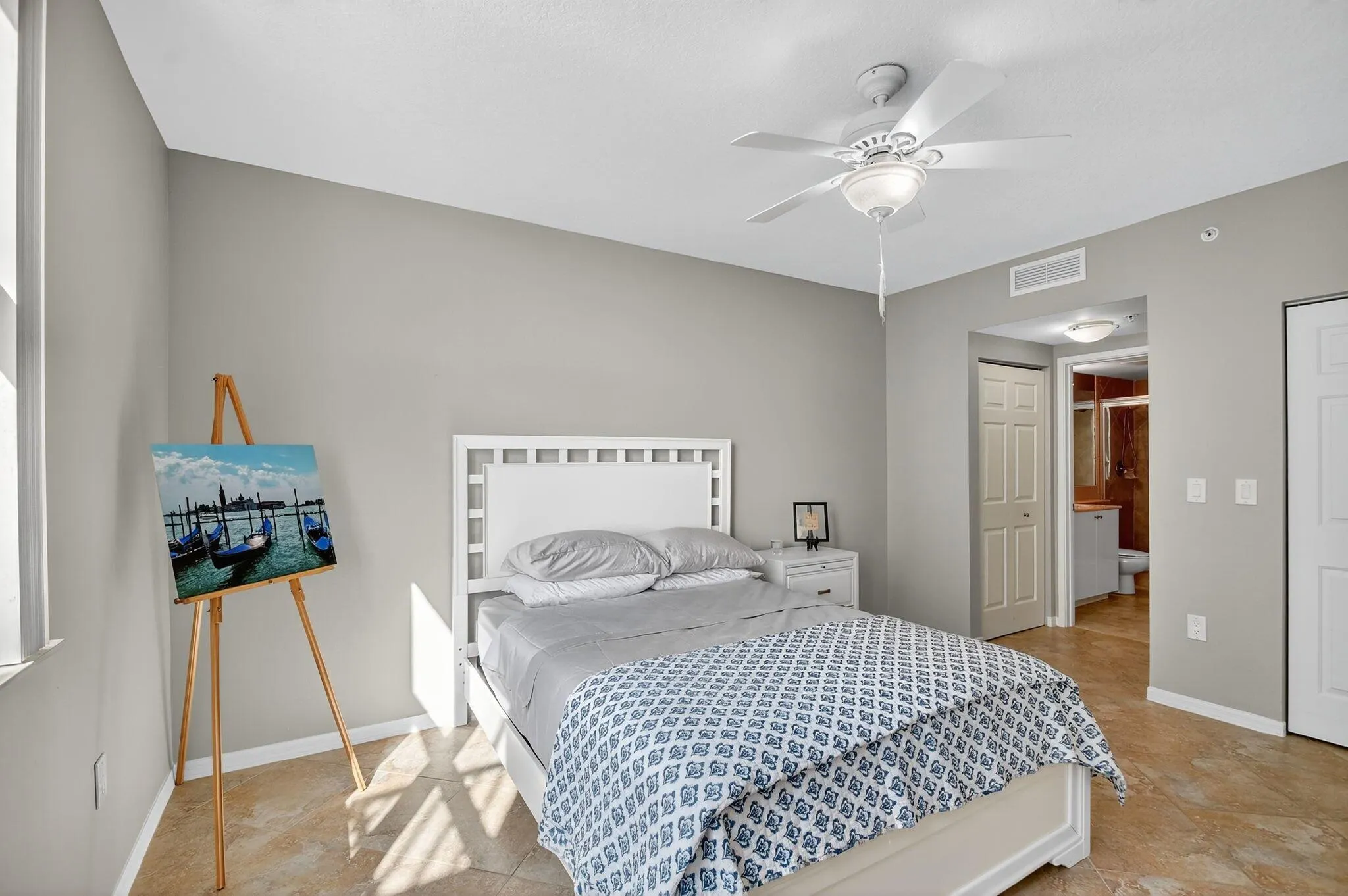 700 E Boynton Beach Boulevard, #803