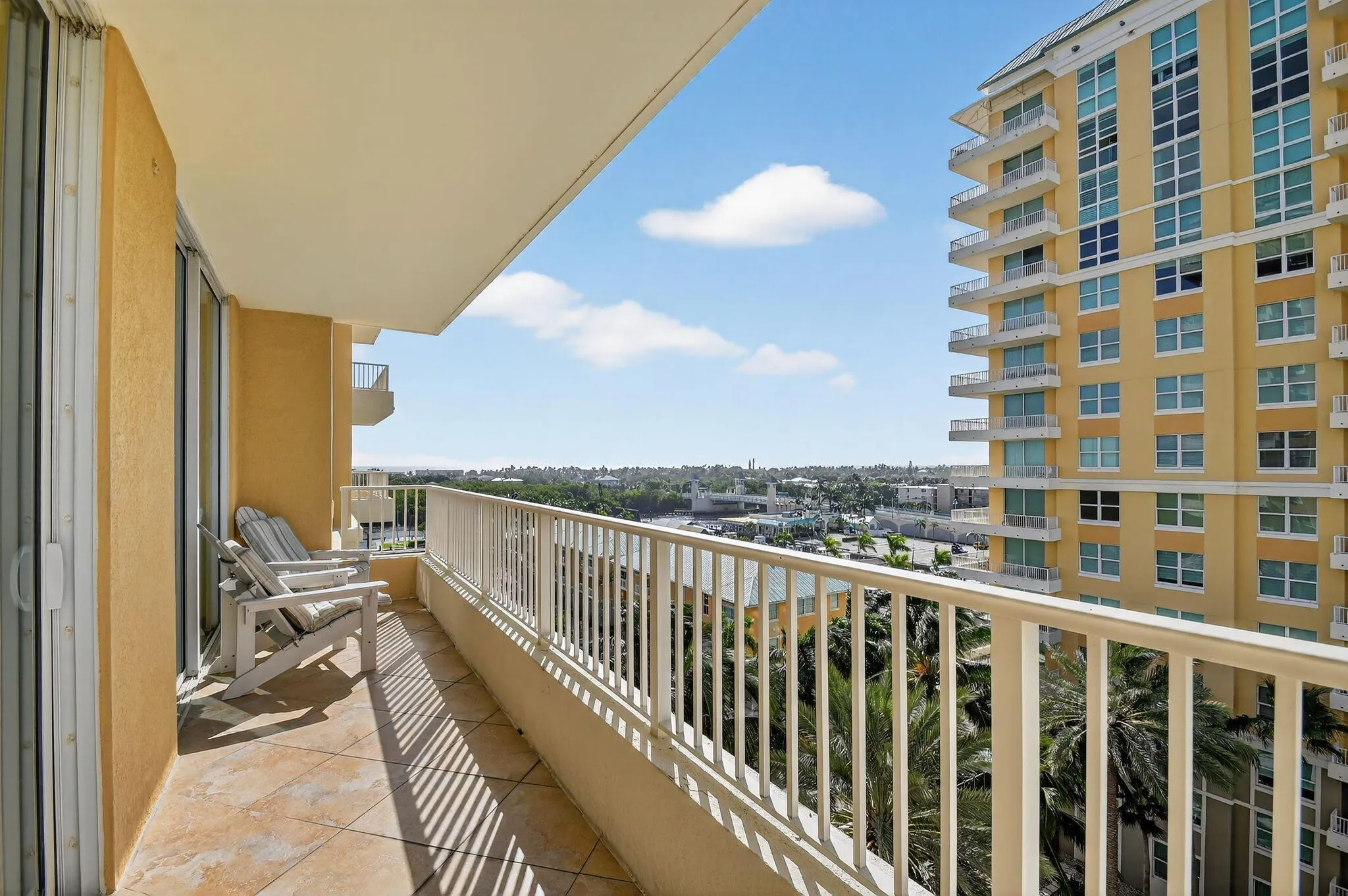 700 E Boynton Beach Boulevard, #803