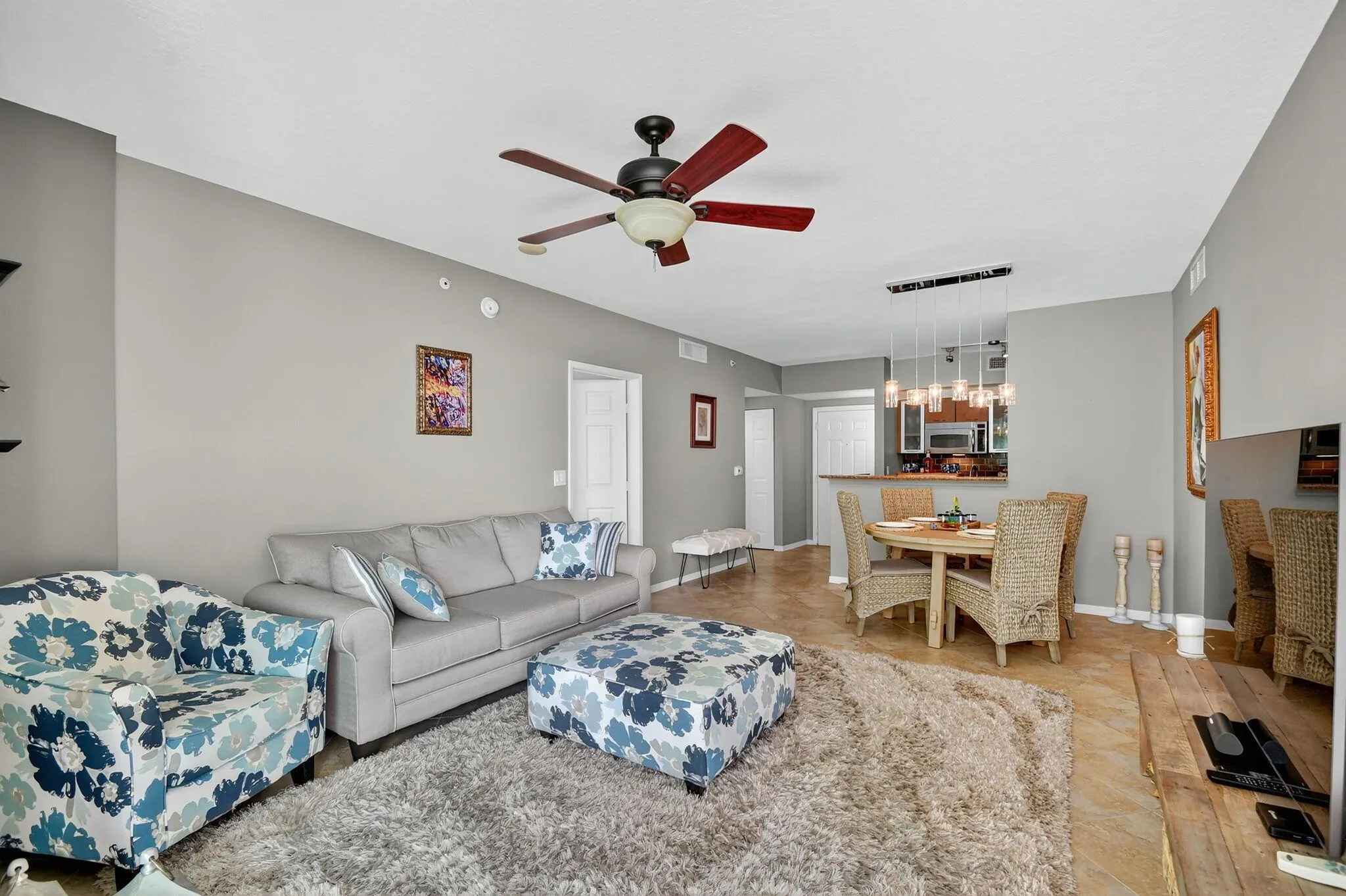 700 E Boynton Beach Boulevard, #803