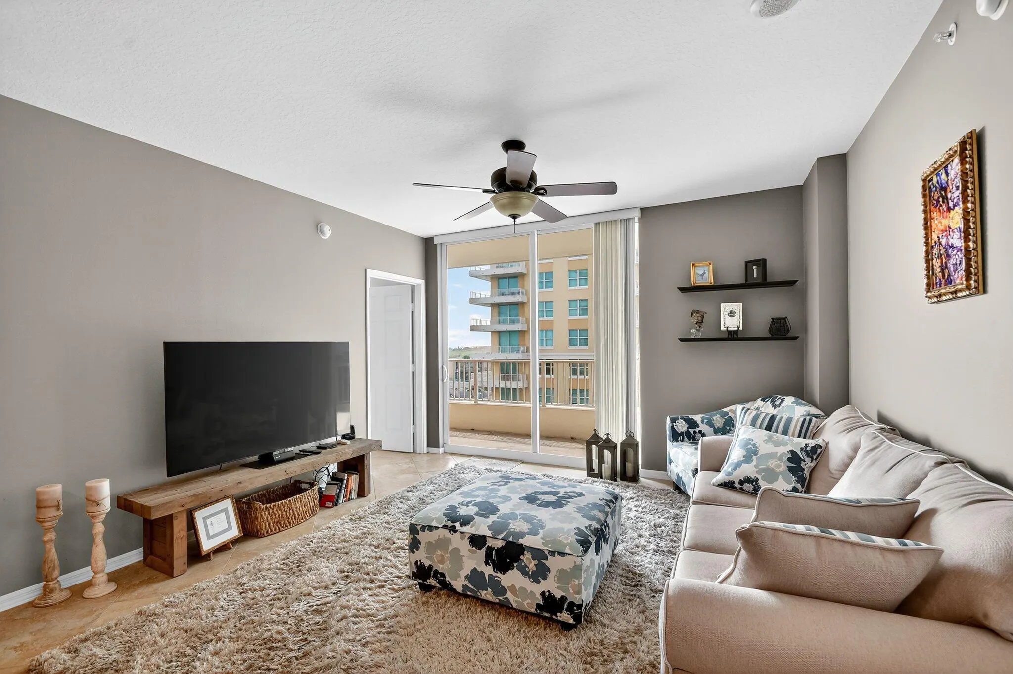 700 E Boynton Beach Boulevard, #803