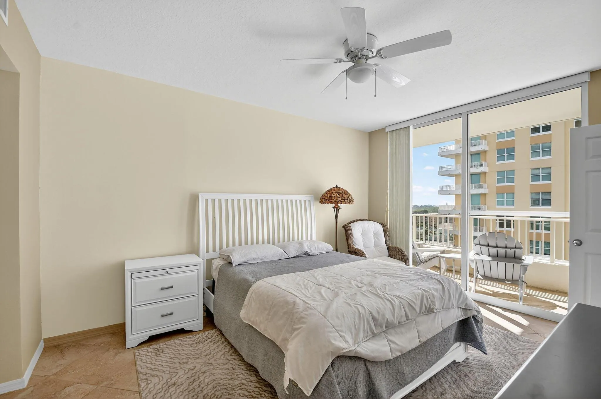 700 E Boynton Beach Boulevard, #803