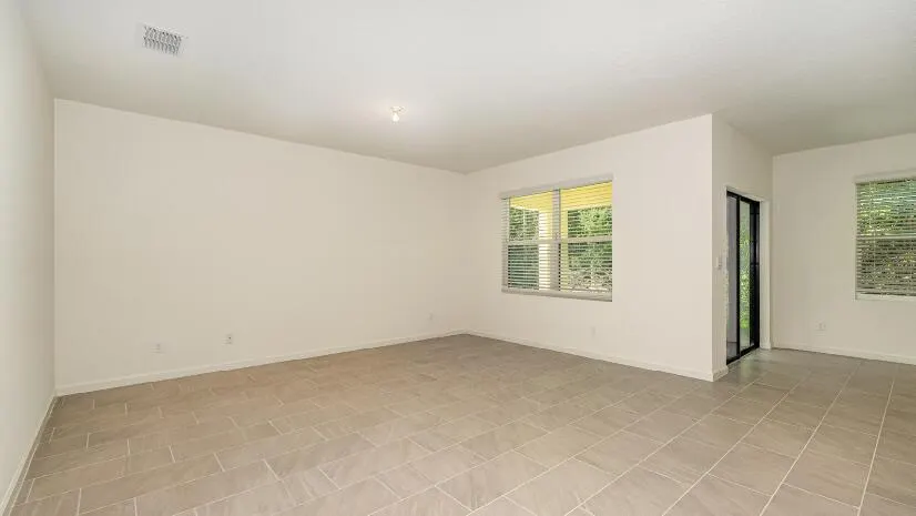 489 Sea Spray Dr