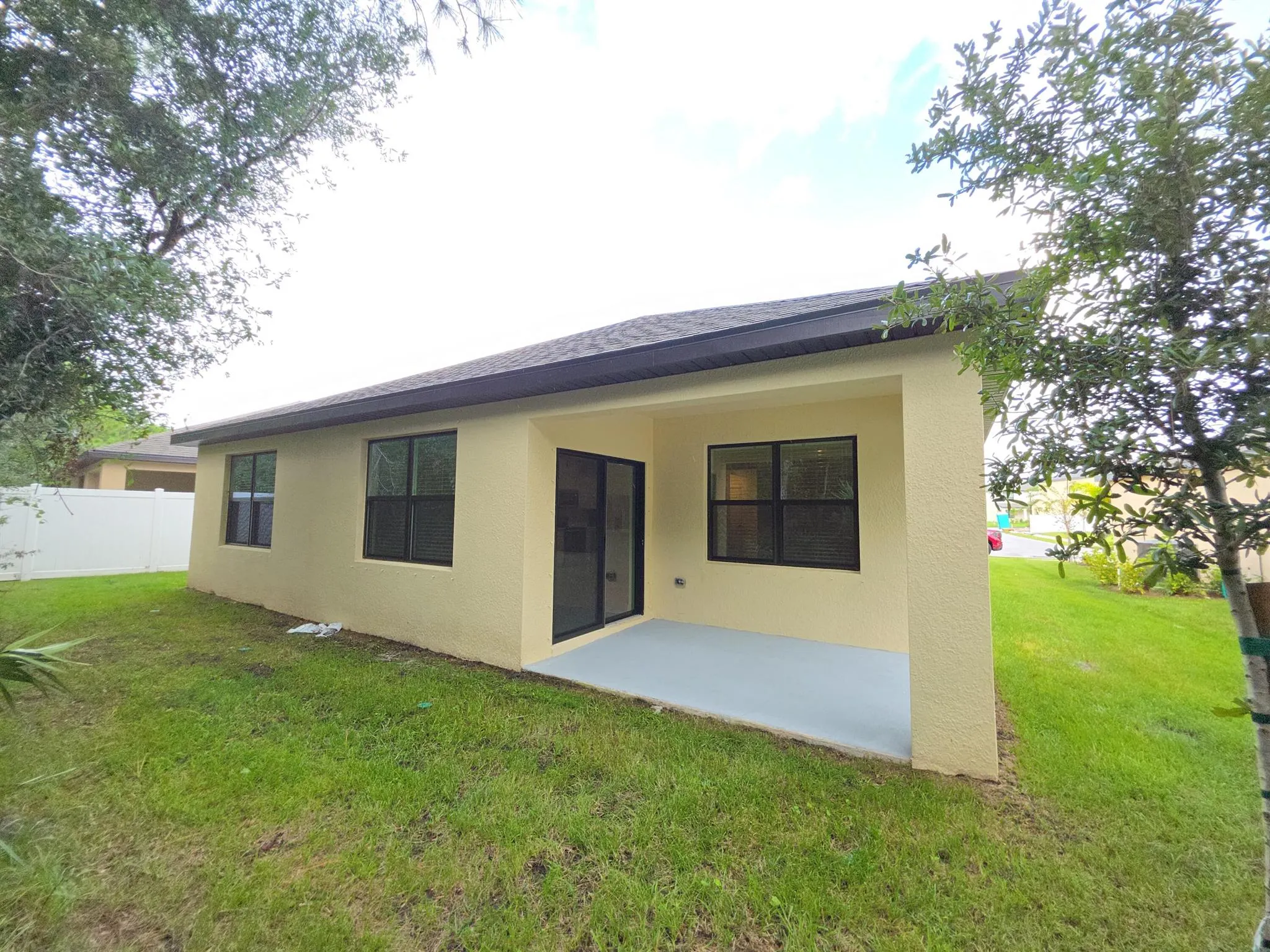 489 Sea Spray Dr