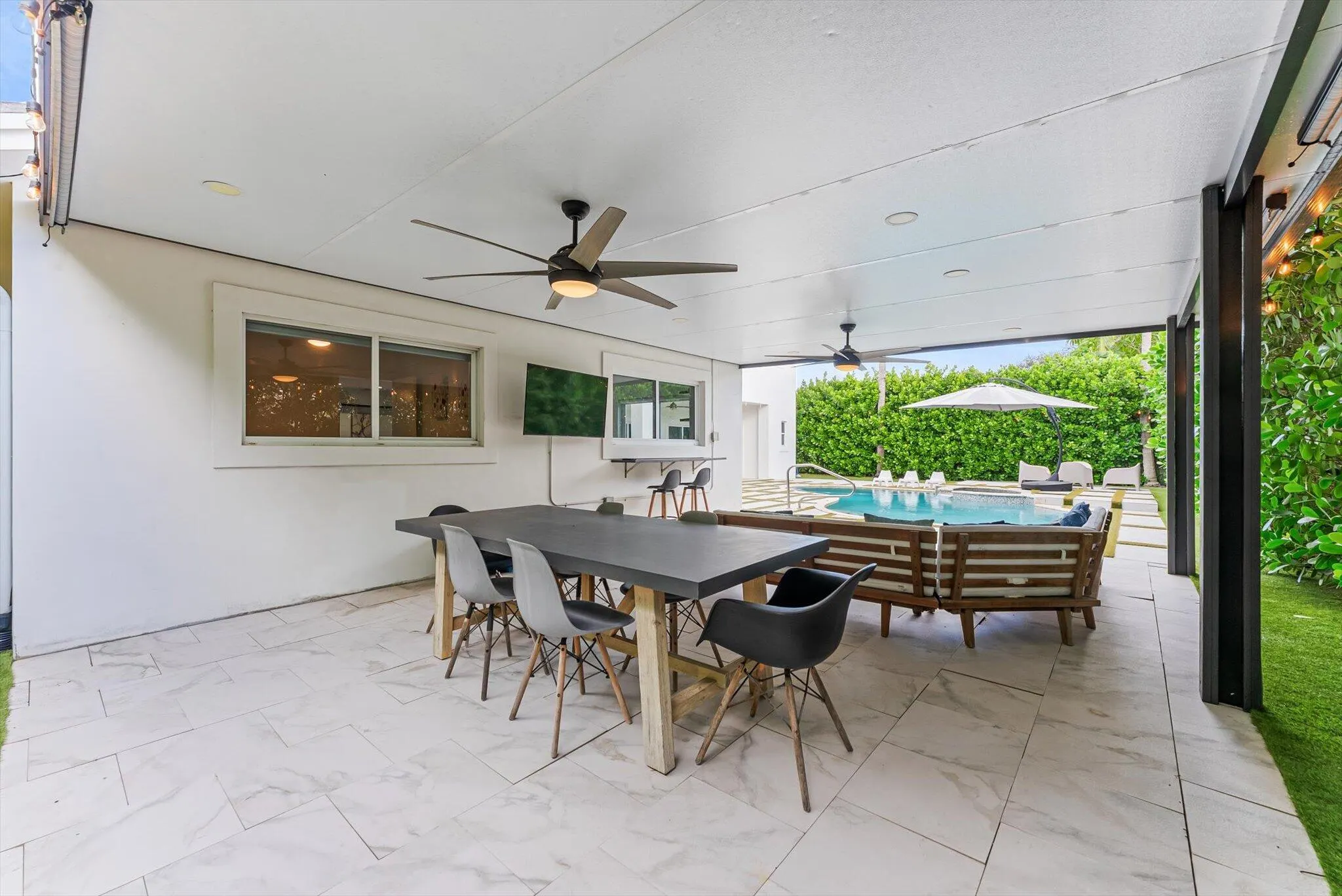 1044 NW 6th Drive
