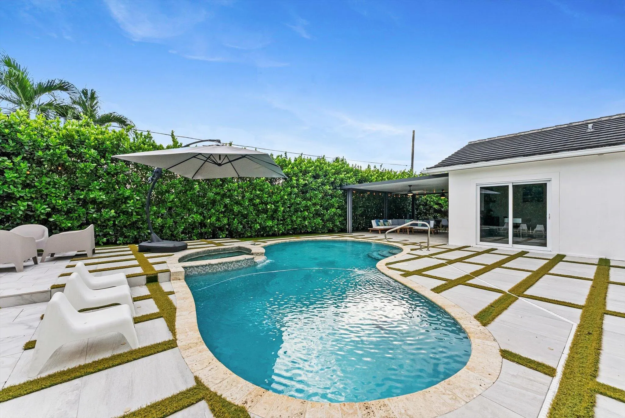 1044 NW 6th Drive