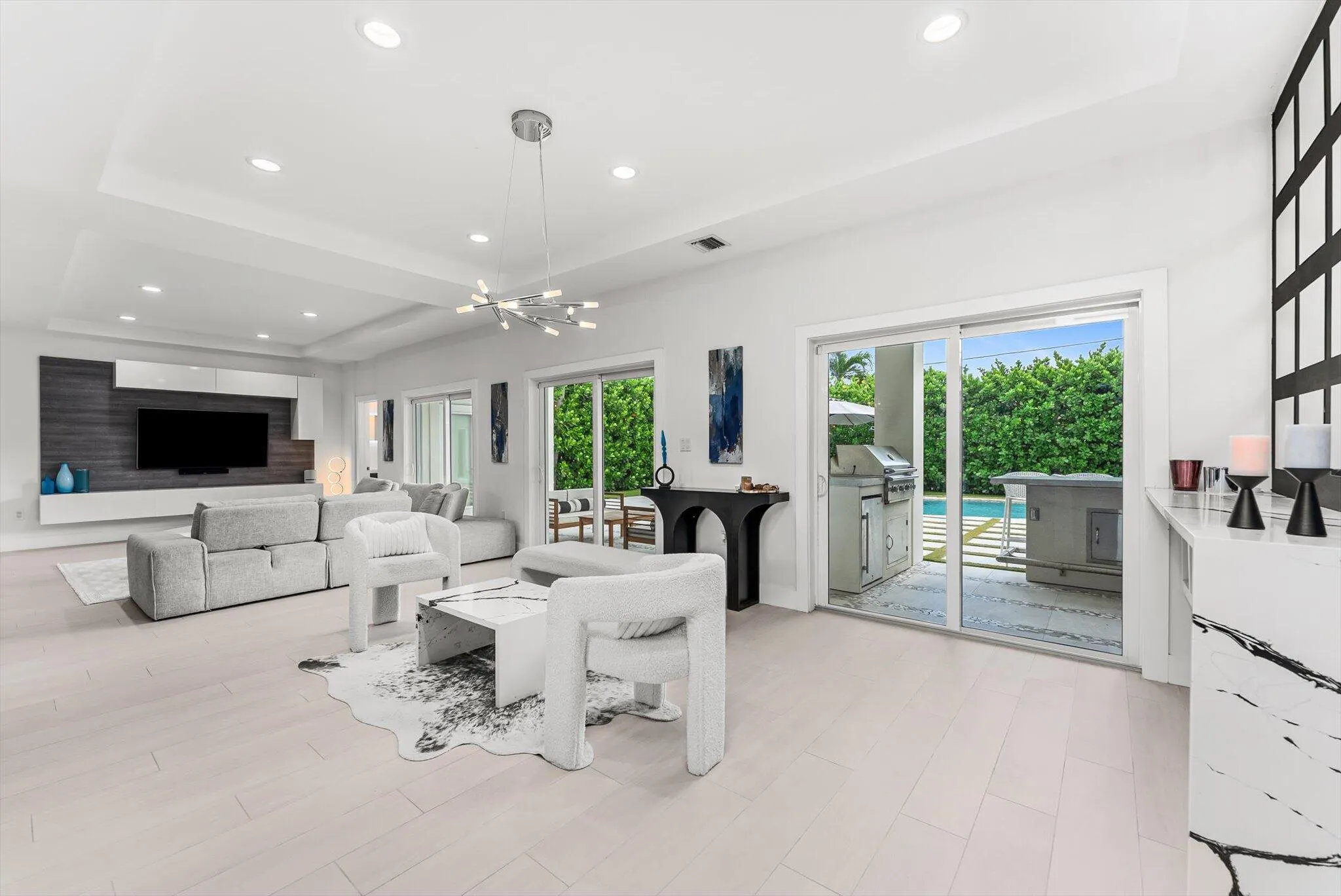 1044 NW 6th Drive