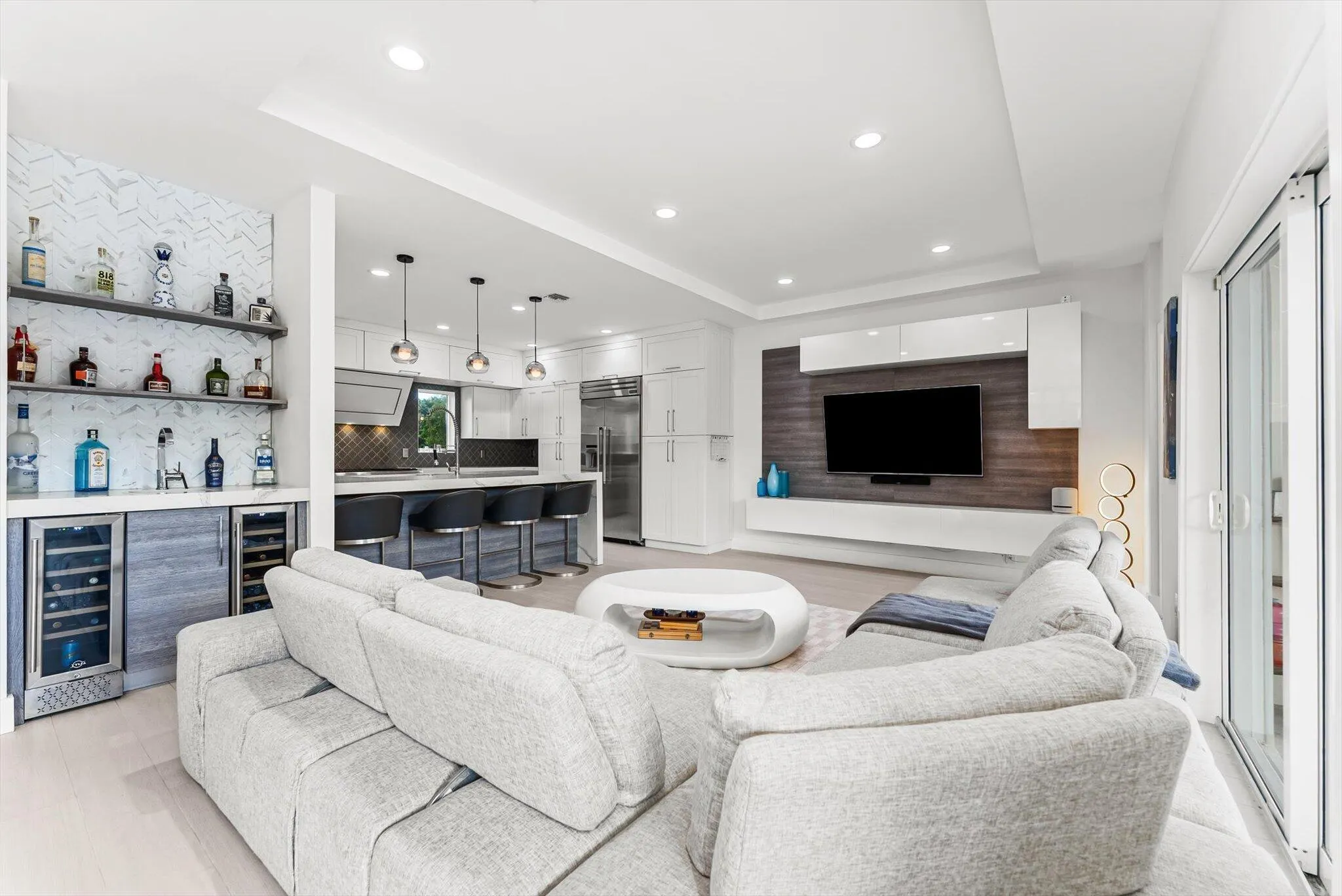 1044 NW 6th Drive