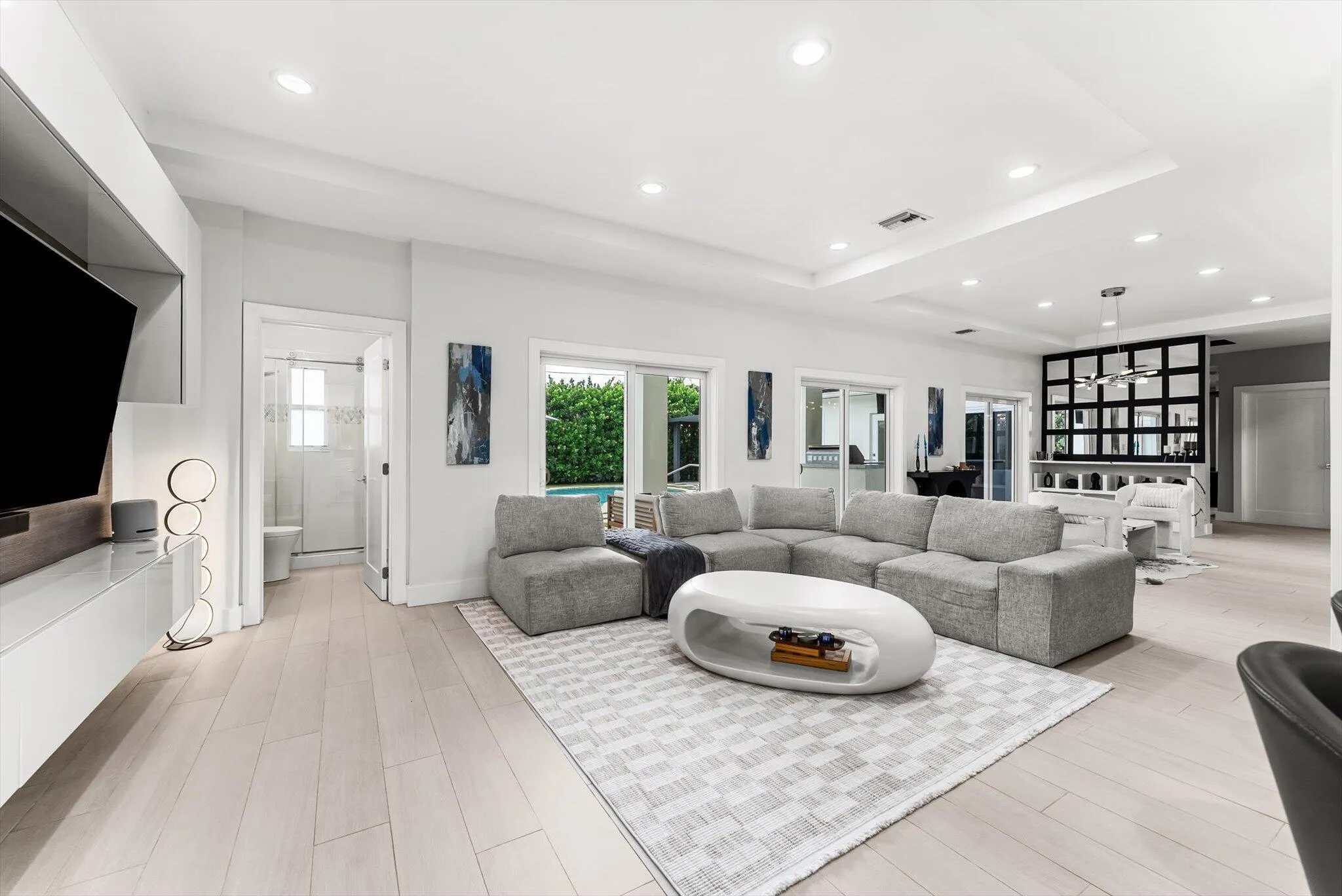 1044 NW 6th Drive
