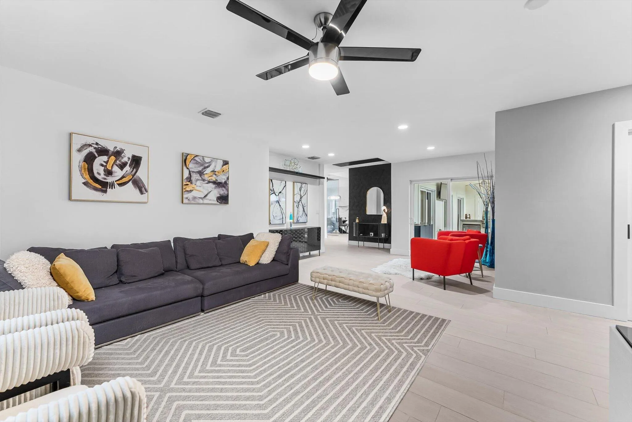 1044 NW 6th Drive