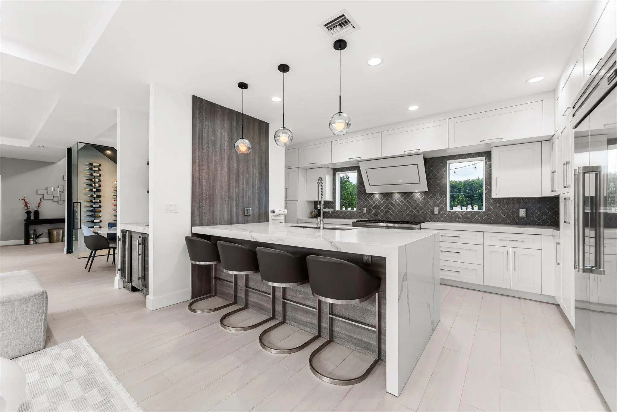 1044 NW 6th Drive