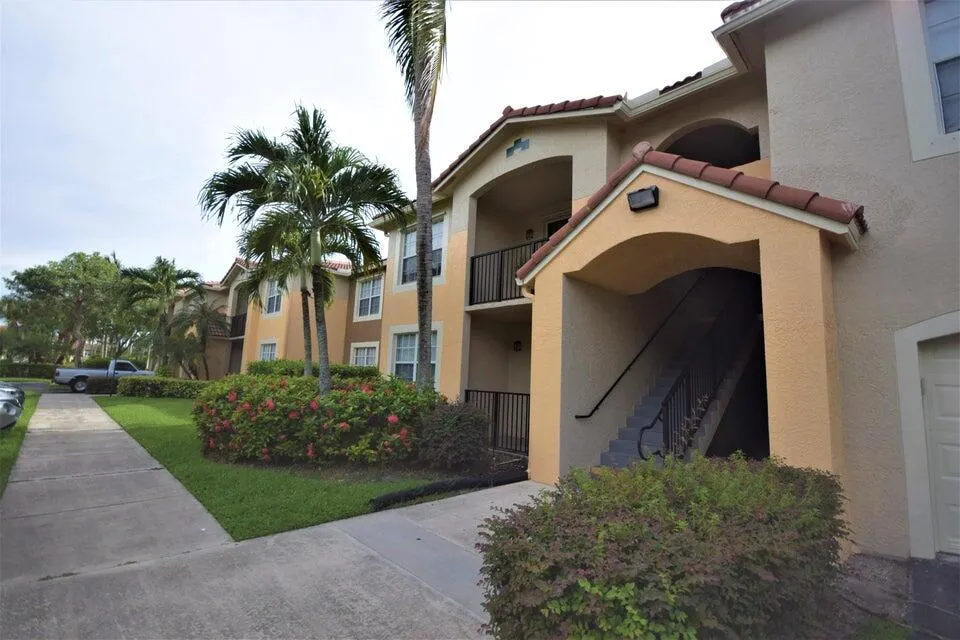 15015 Michelangelo Boulevard, #206
