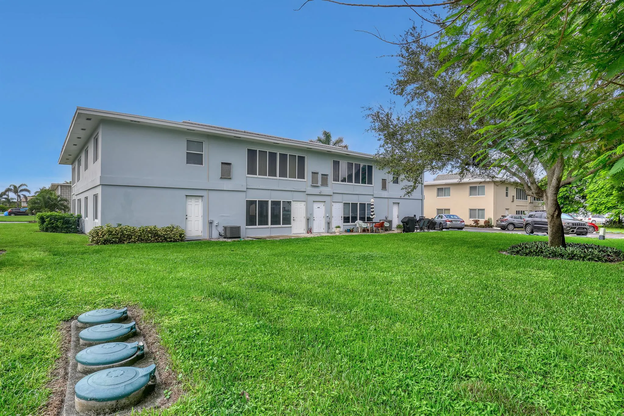 205 Main Boulevard, #1c