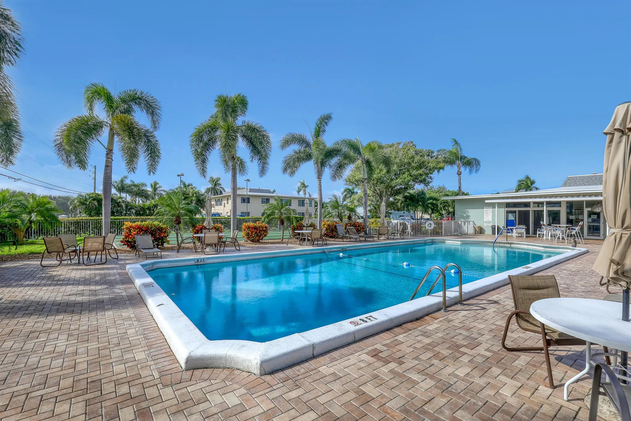 205 Main Boulevard, #1c