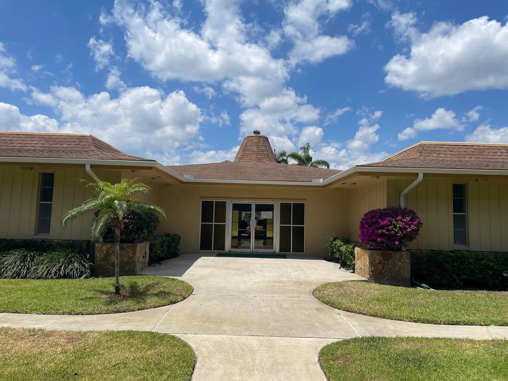 100 Village Green Circle E, #103