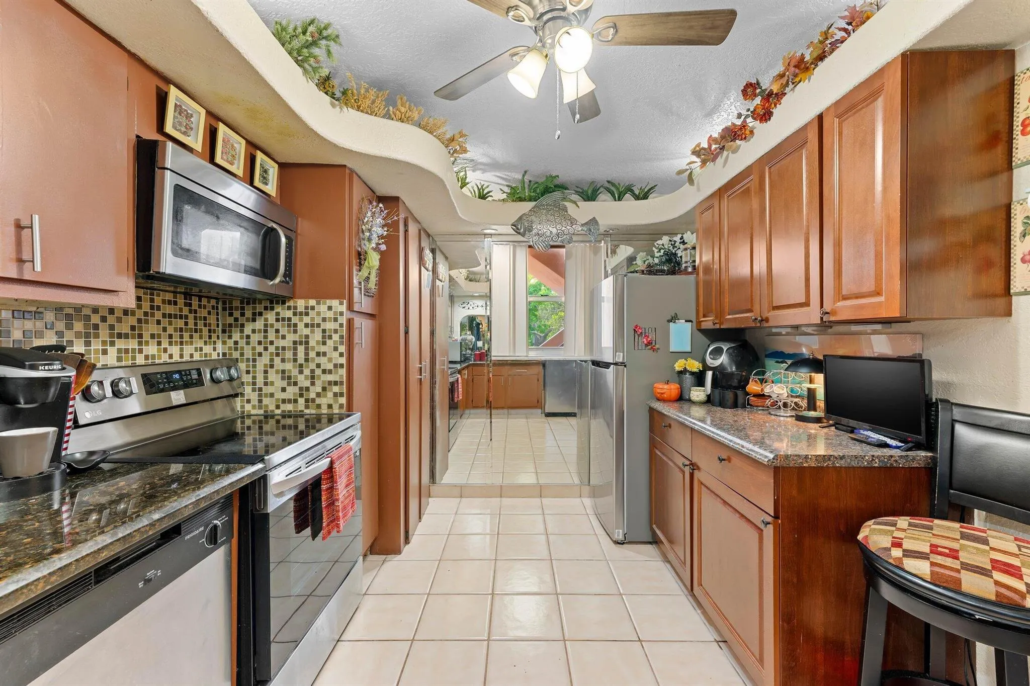 2850 Forest Hills Boulevard, #201