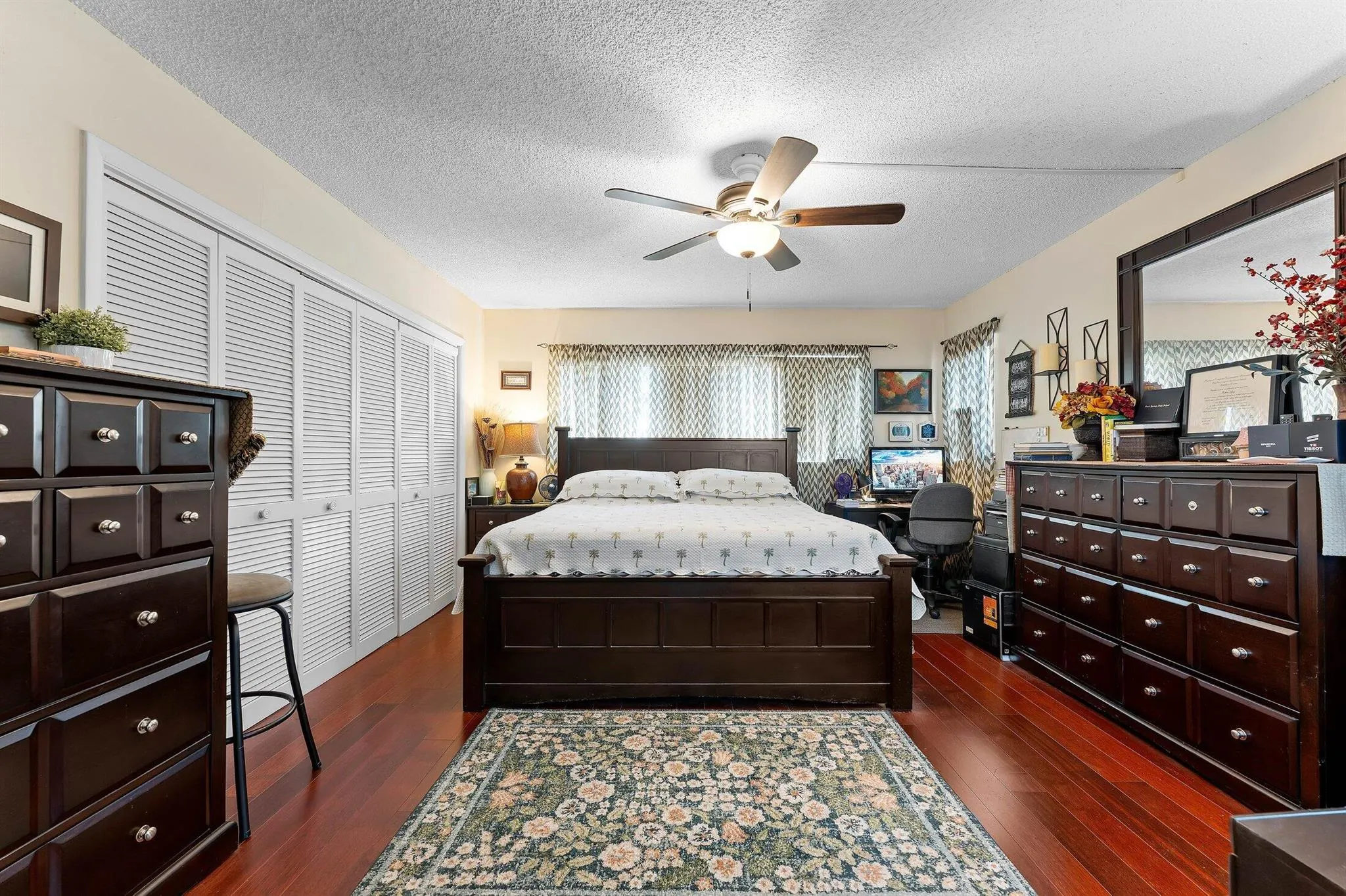 2850 Forest Hills Boulevard, #201