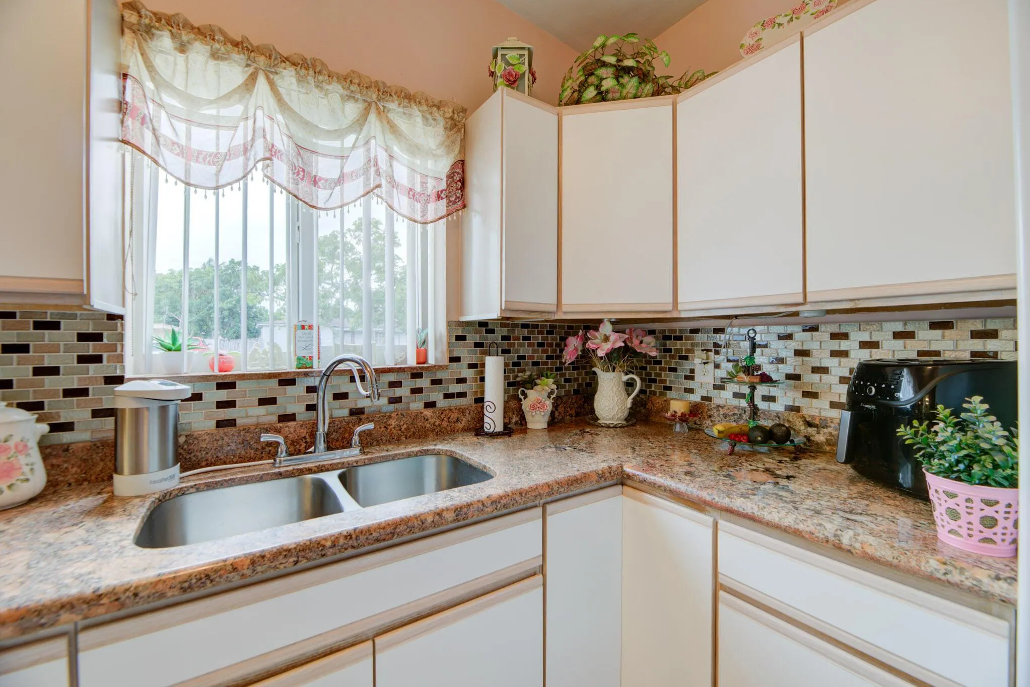 249 NE 43rd Street