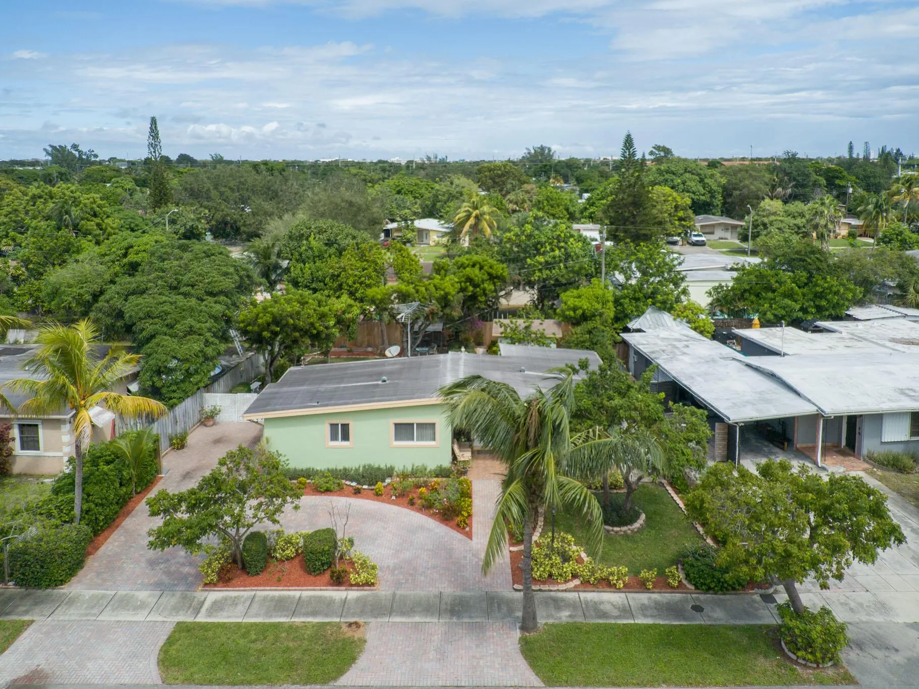 249 NE 43rd Street