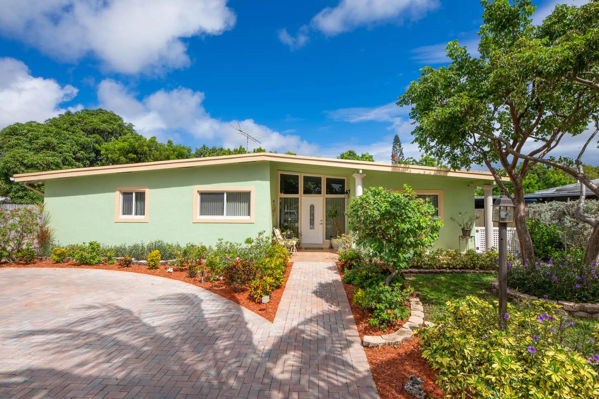 249 NE 43rd Street