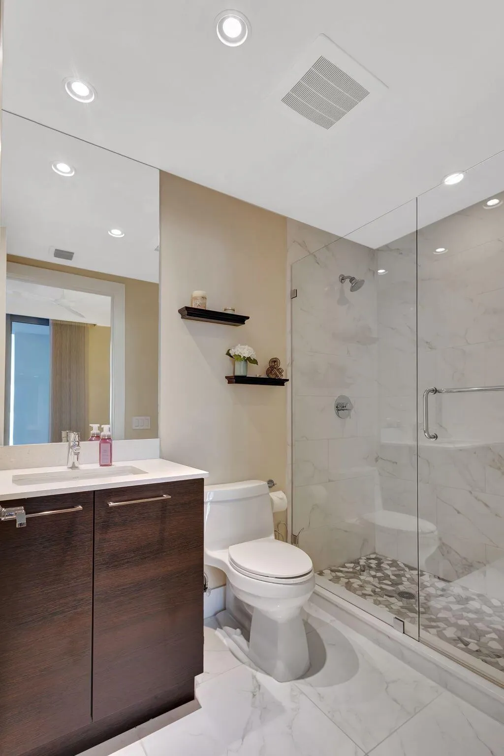 2 Water Club Way, #802