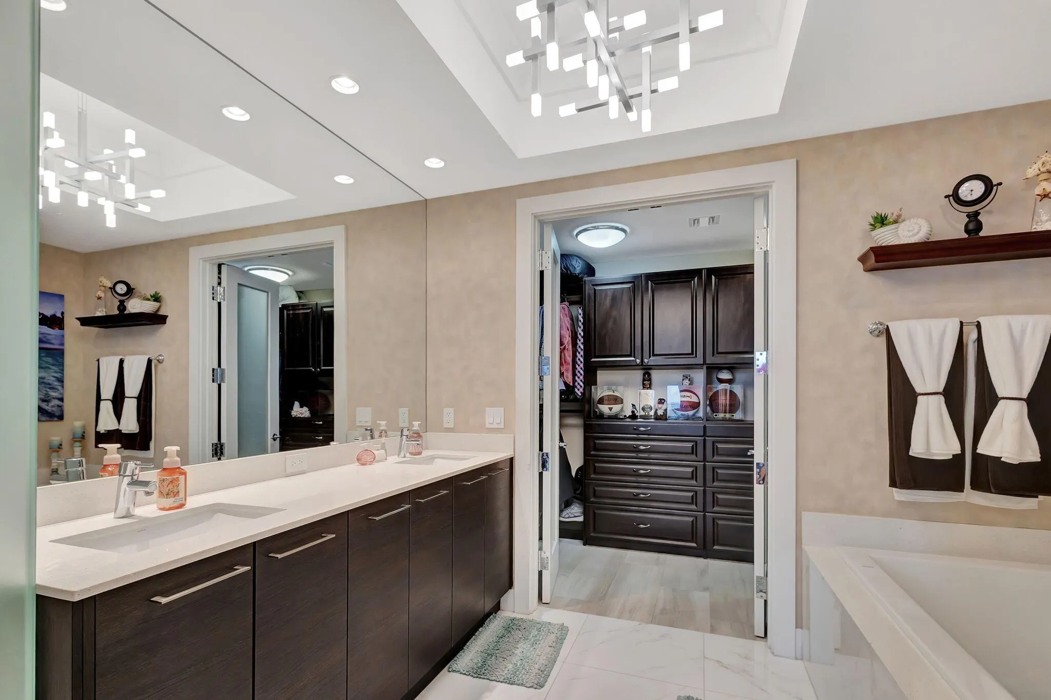 2 Water Club Way, #802