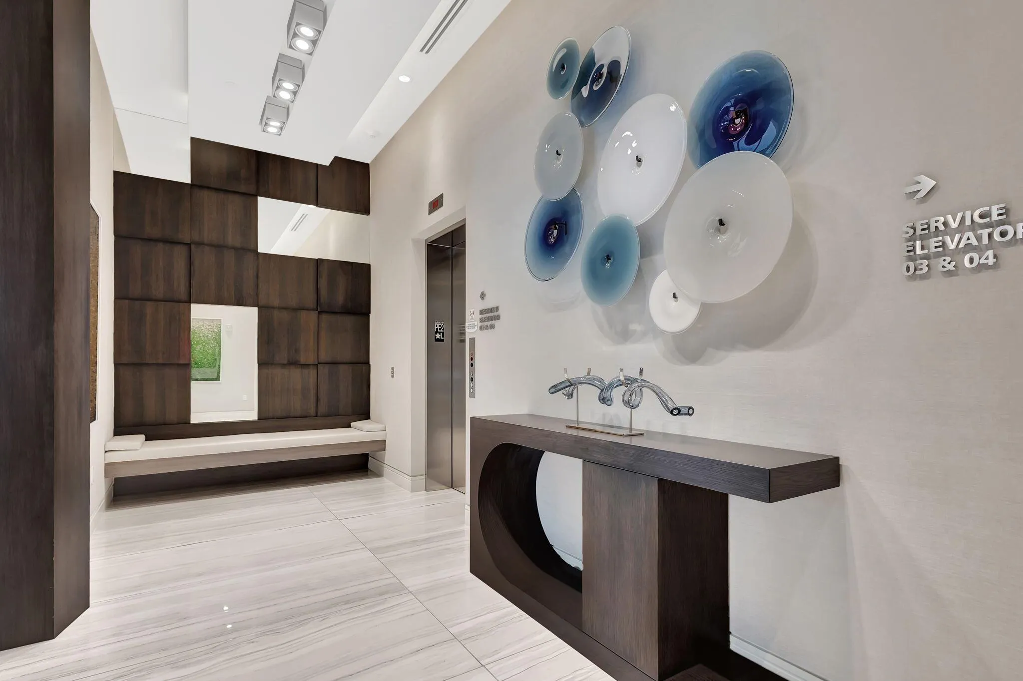 2 Water Club Way, #802
