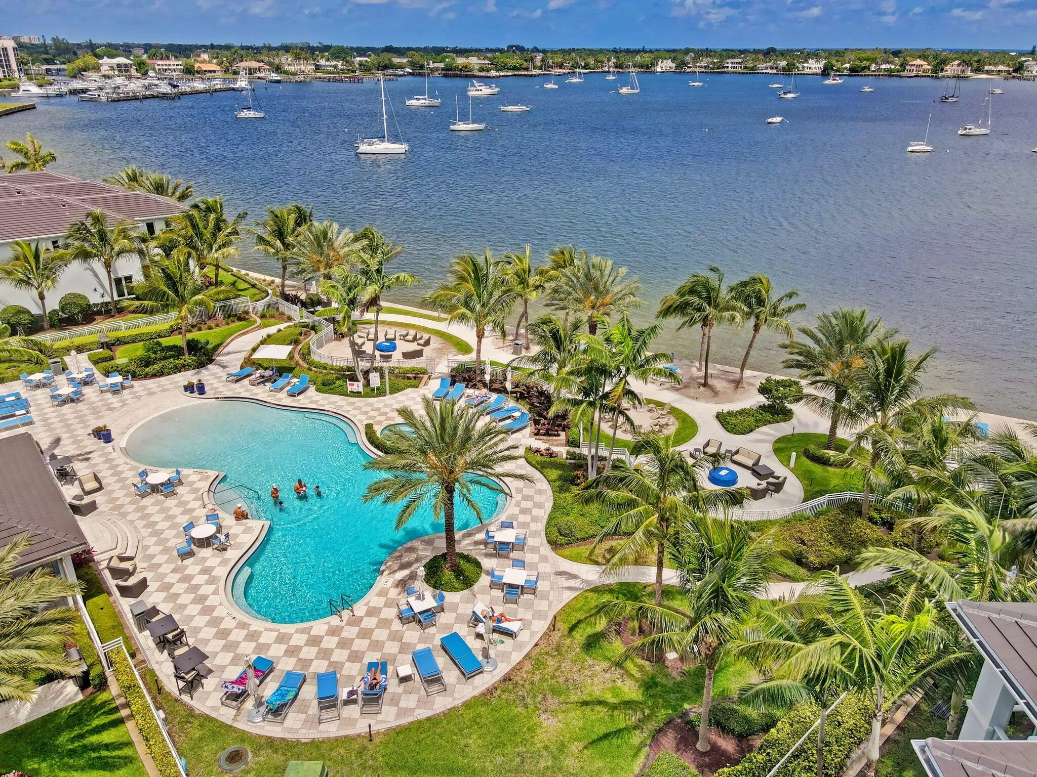 2 Water Club Way, #802