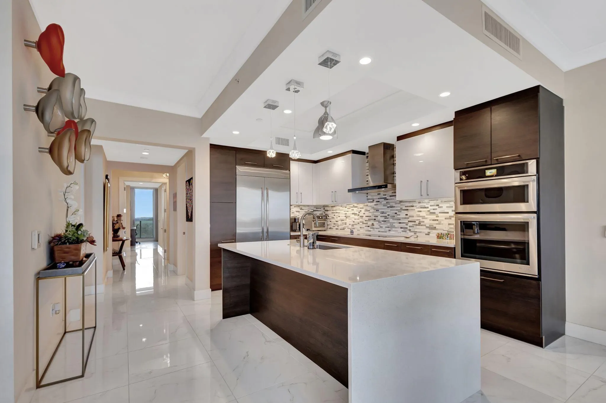 2 Water Club Way, #802