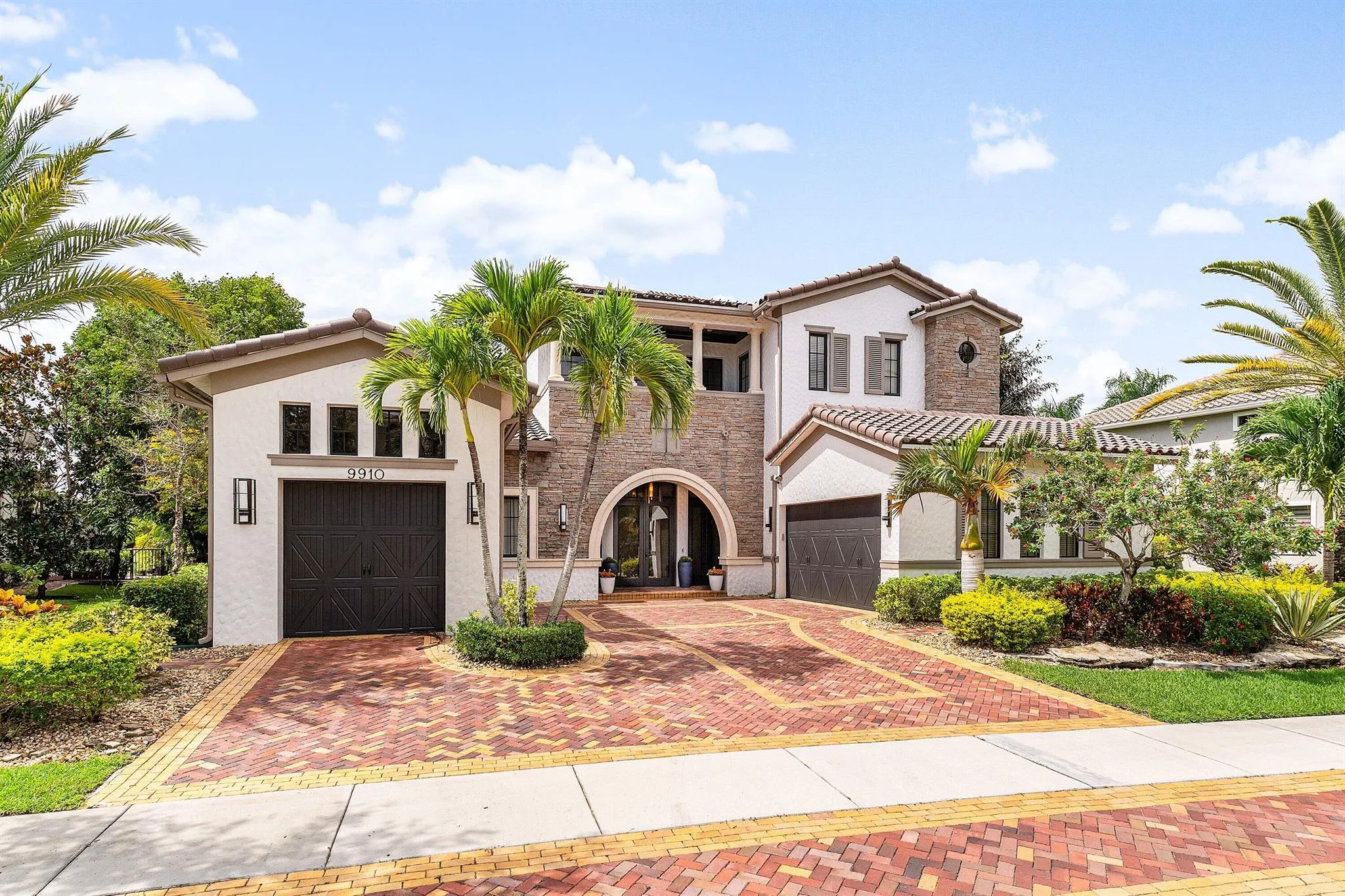 9910 Bay Leaf Court