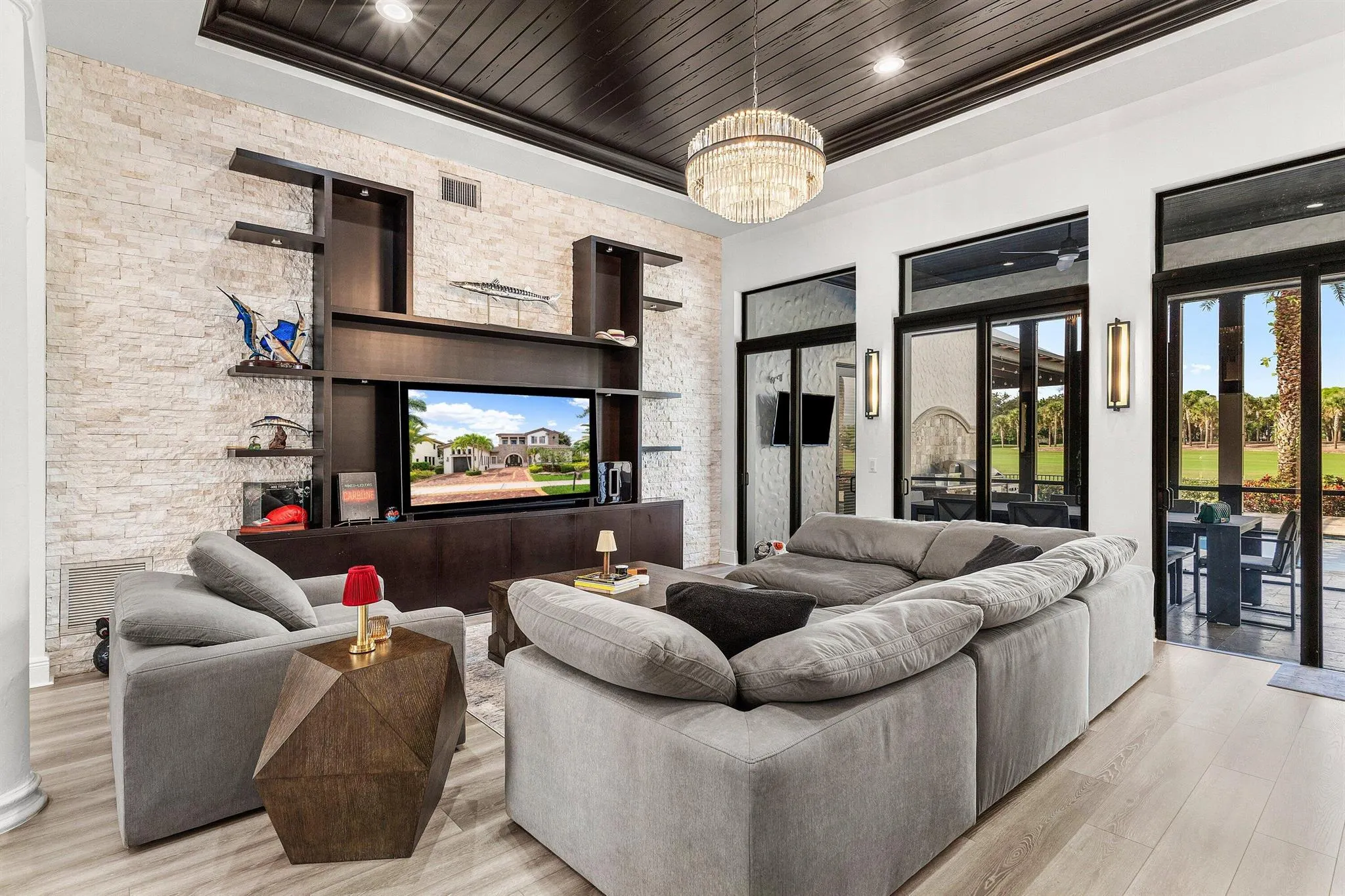 9910 Bay Leaf Court
