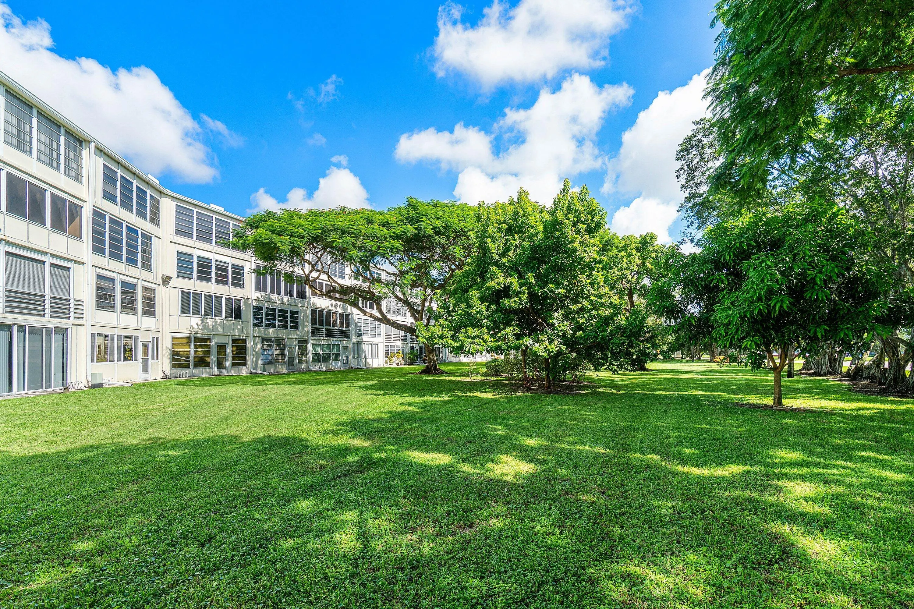 4015 Cambridge A